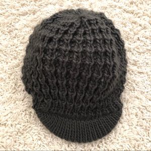 PUGS GEAR Chunky Knit Billed Hat